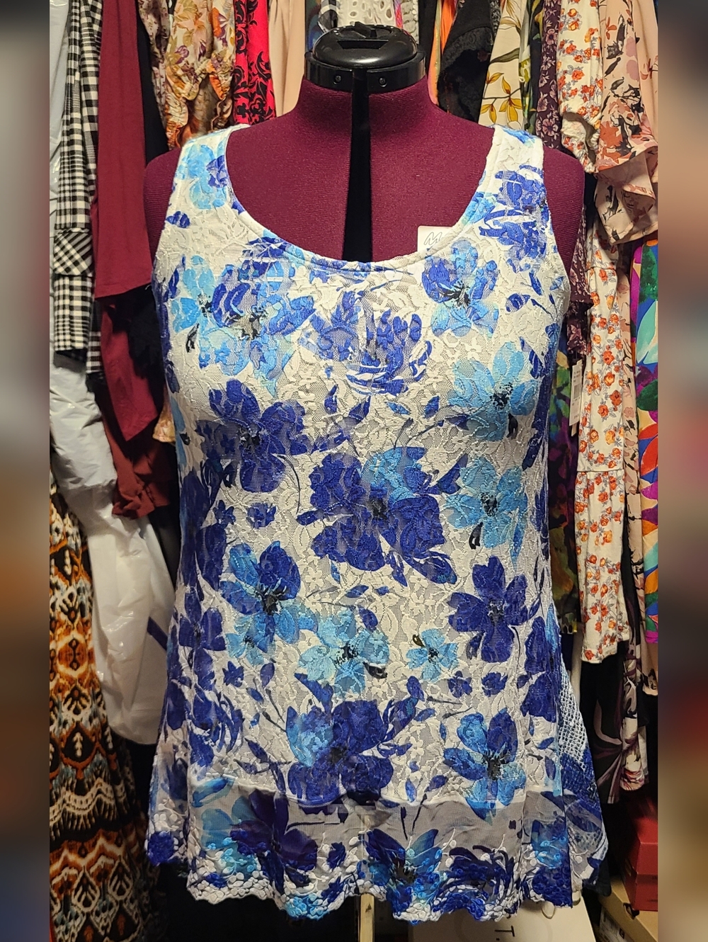 Cupio Blue Floral Lace Scoop Neck Tank Top